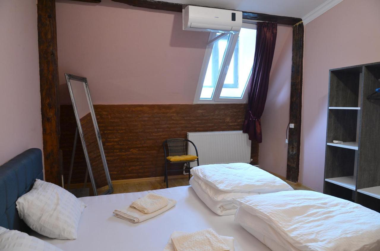 Apartment Natia's On Dadiani St.