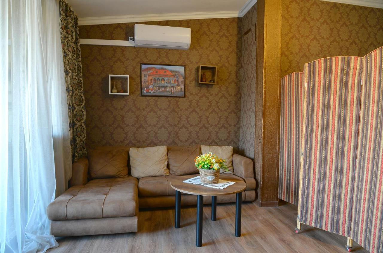 Natia's On Dadiani St. Apartment Tbilisi
